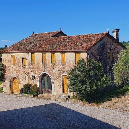 Tenuta Mani Sagge San Pietro Di Feletto Bilik gambar